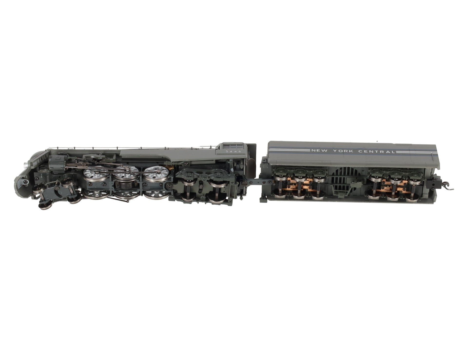 MTH 80-3233-1 HO NYC 4-6-4 Dreyfuss #5446/3.0/Boxpox Drivers