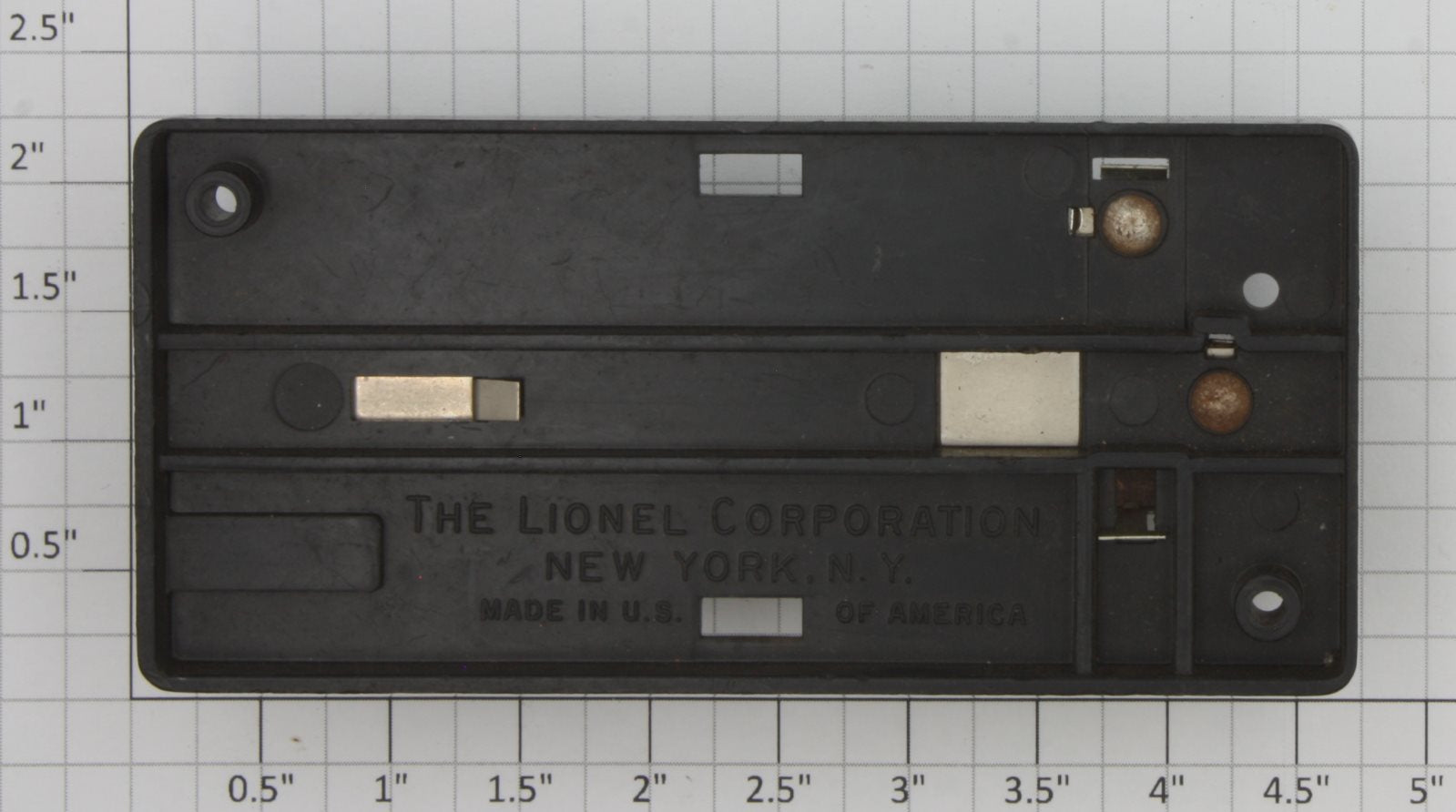 Lionel 147-100 O Gauge Silver Button D Cell Whistle Switch Controller Base