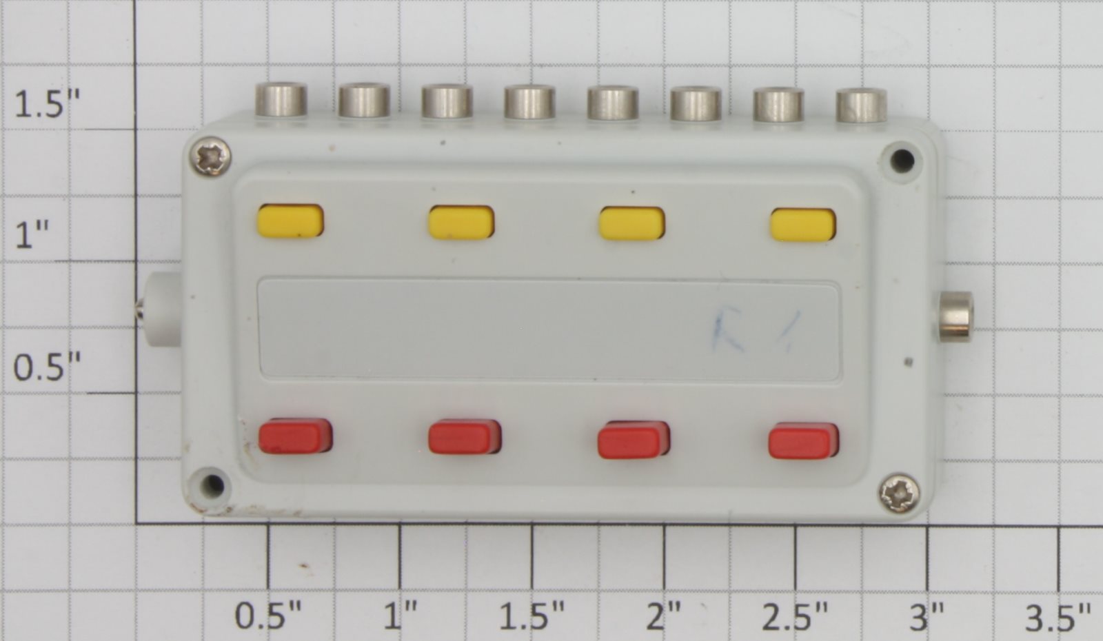 Marklin 7274 HO Scale On / Off Switch Controller with Red / Yellow Buttons
