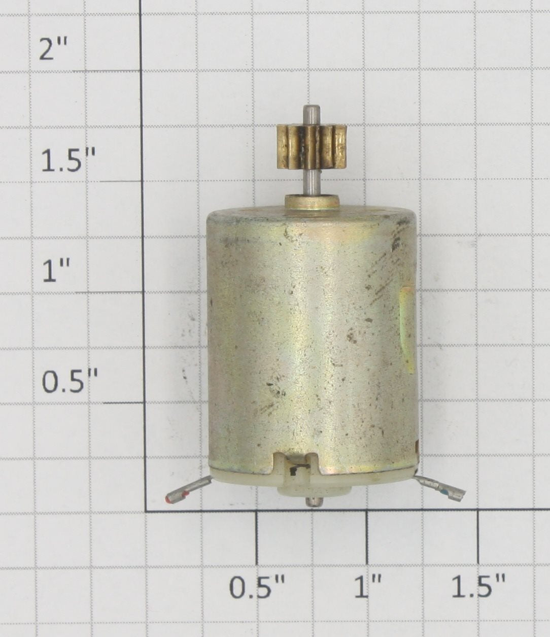 Lionel 8903-120 DC Can Motor with 10-Tooth Pinion Gear