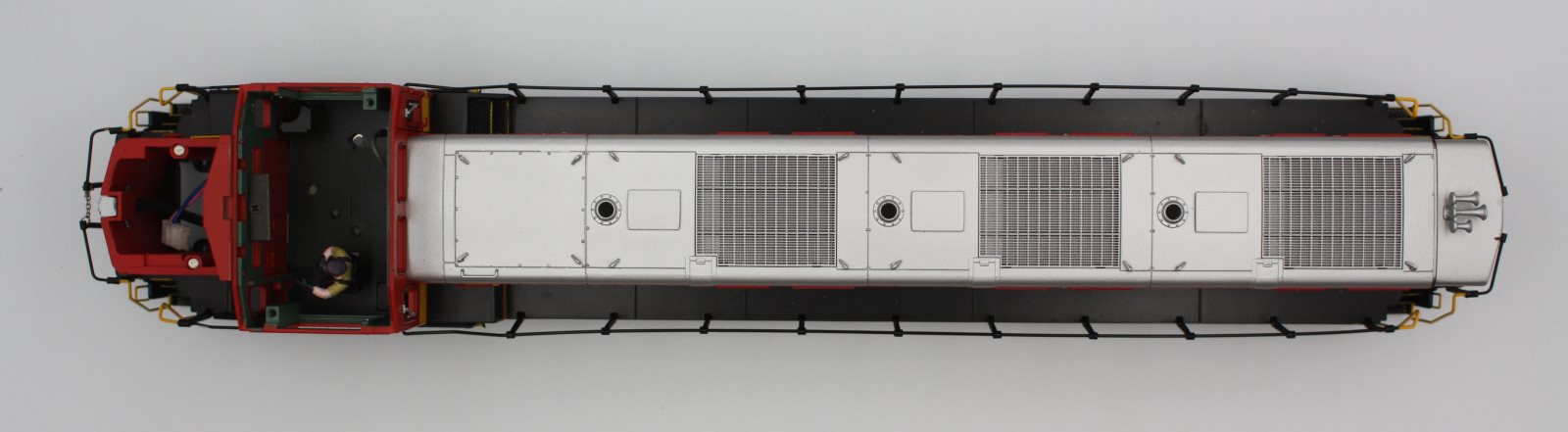 Lionel 38546-10 Kansas City Southern Genset Shell with Cab and Railings #1404
