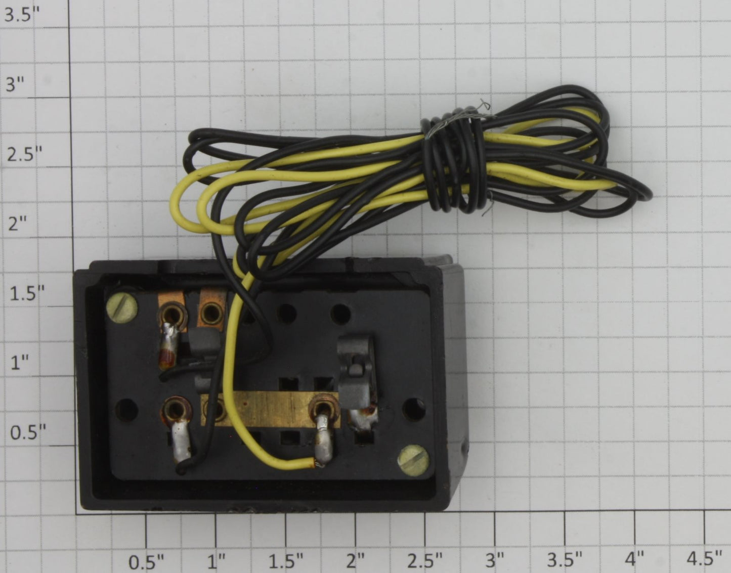 American Flyer XA14A965-AE S Scale Black Stock Yard Switch Controller Wired