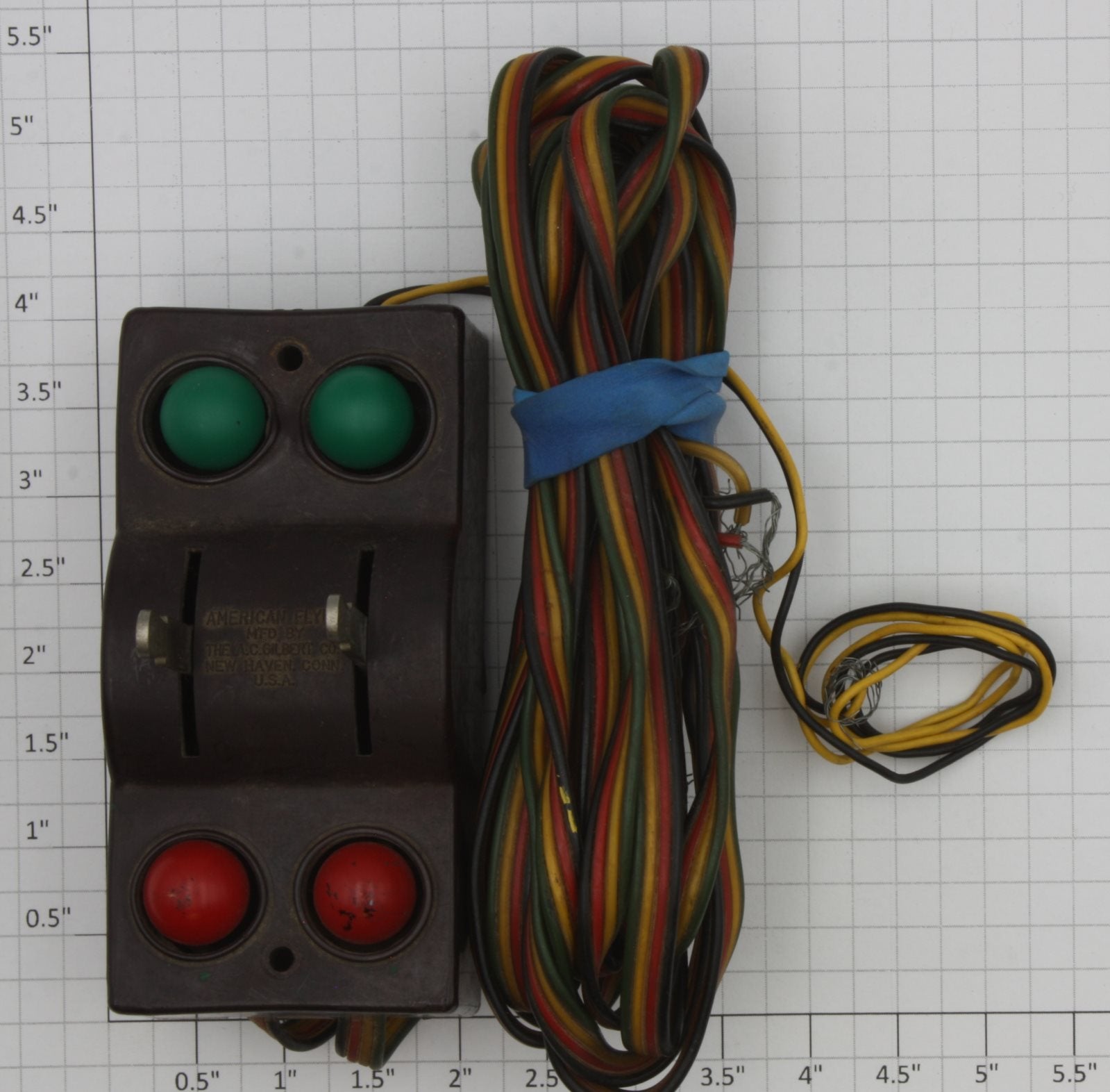 American Flyer XA10698 S Scale Bakelite Brown Lighted Dual Switch Controller