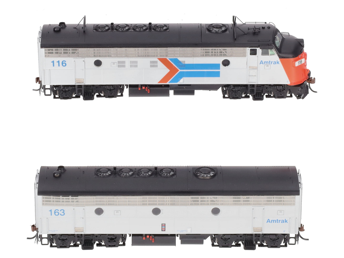 Athearn G22681 HO Amtrak EMD FP7A/F7B Diesel Loco w/DCC & Sound #116A/#163B
