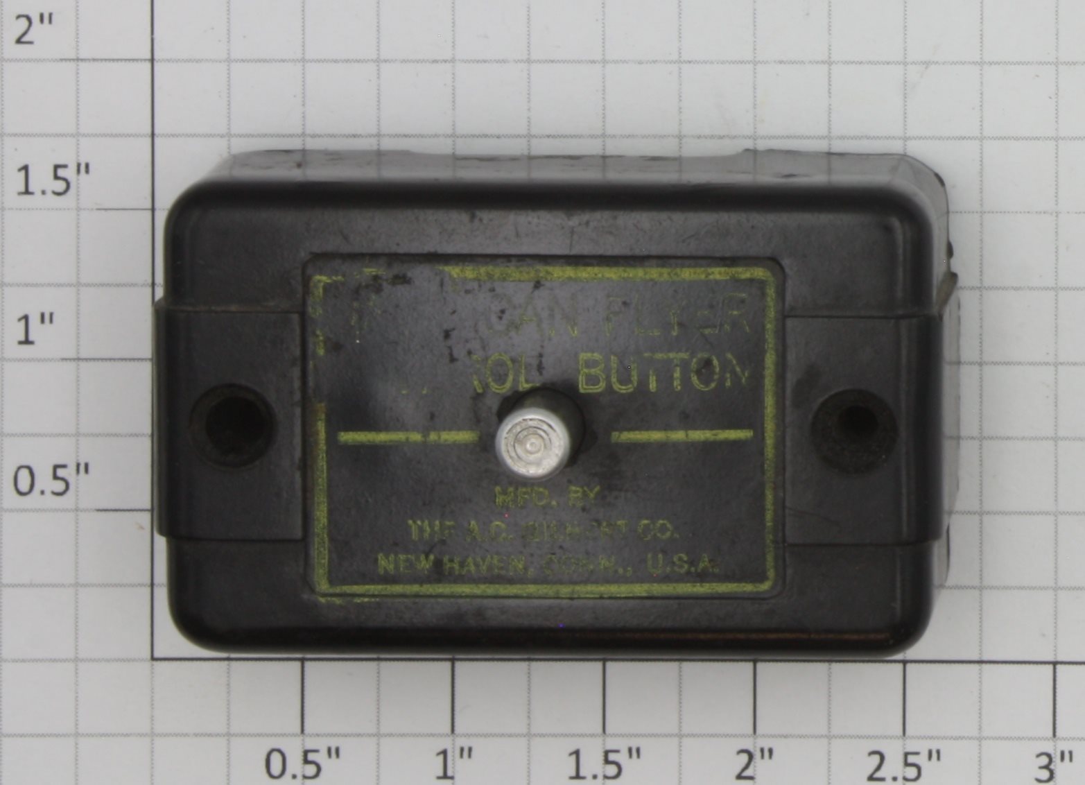 American Flyer XA10961-10 S Gauge Black with Yellow Print Control Button