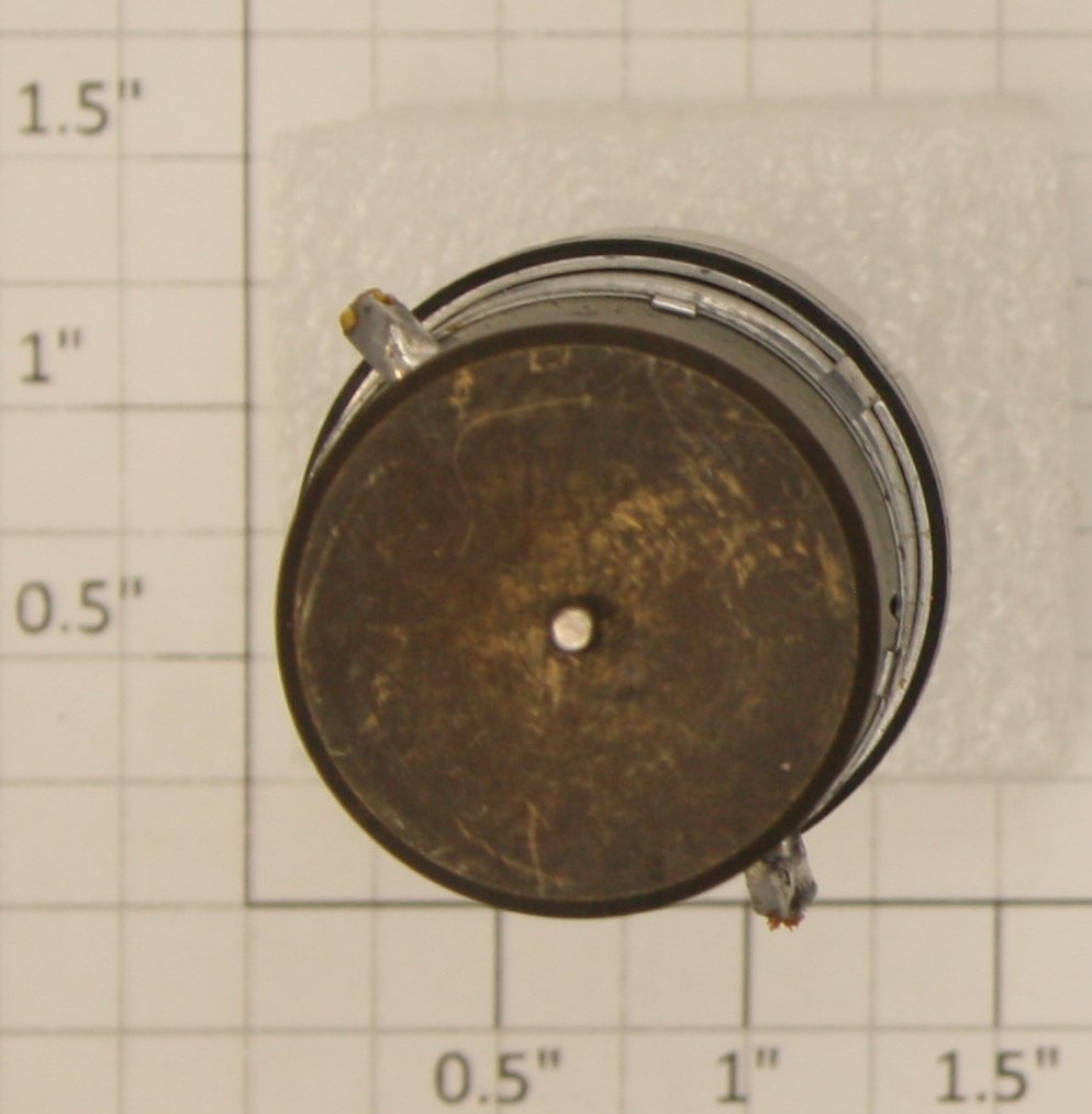 Lionel 8590-30 12 Volt DC Motor with Flywheel and Worm Gear