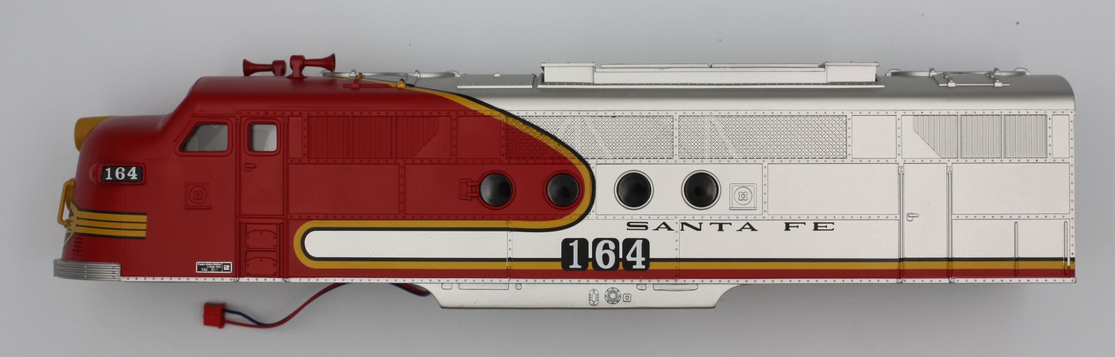 Lionel 82291-2 Santa Fe FT Diesel Locomotive Body Shell #164
