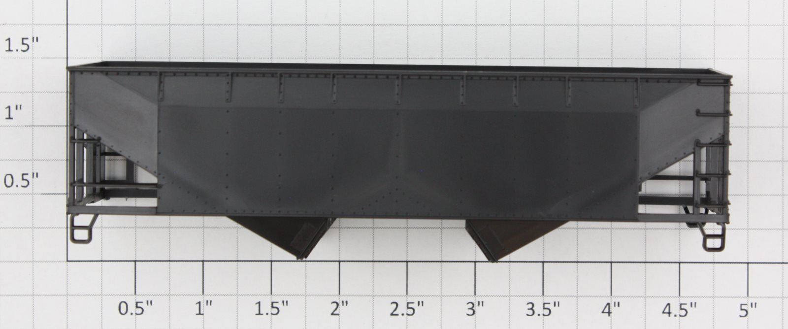 Athearn 54070X HO 34' Hopper Offset Flat Top Body Shell with Broken Ladder