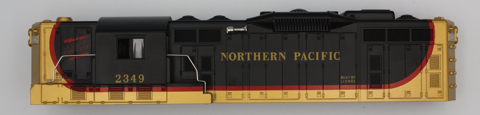 Lionel 38330-2 #2349 Northern Pacific GP-9 Shell