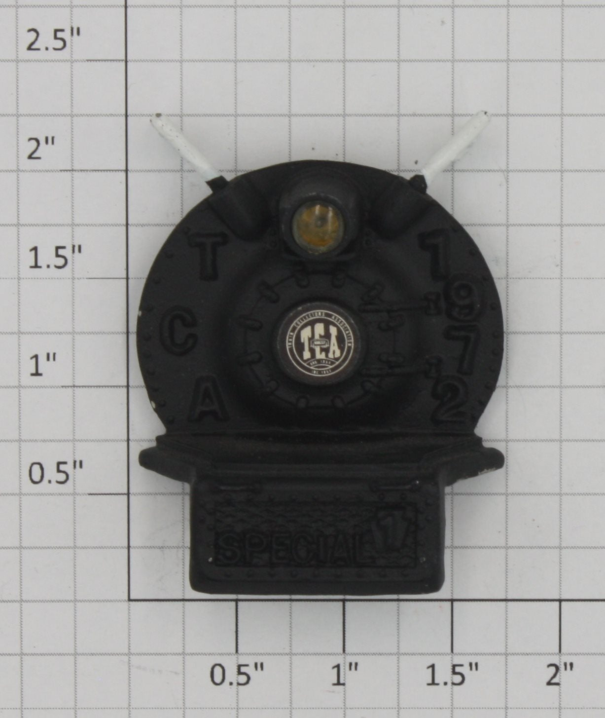 Lionel 671-196TCA 1972  Turbine Locomotive Boiler Front w/Flags, Decal and Lens
