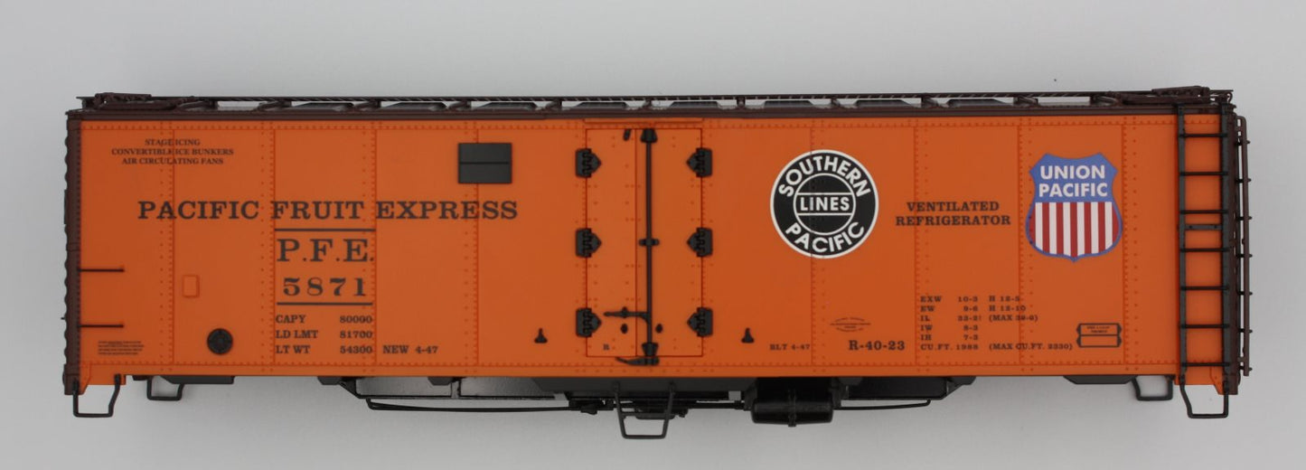 Lionel 83547-2 #5871 Pacific Fruit Express Steel-Sided Reefer Body