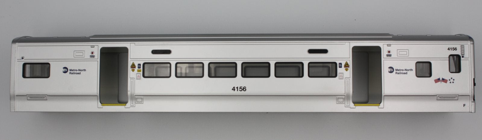 Lionel 82191-2 #4156 M-7 Metro / North End Car Shell