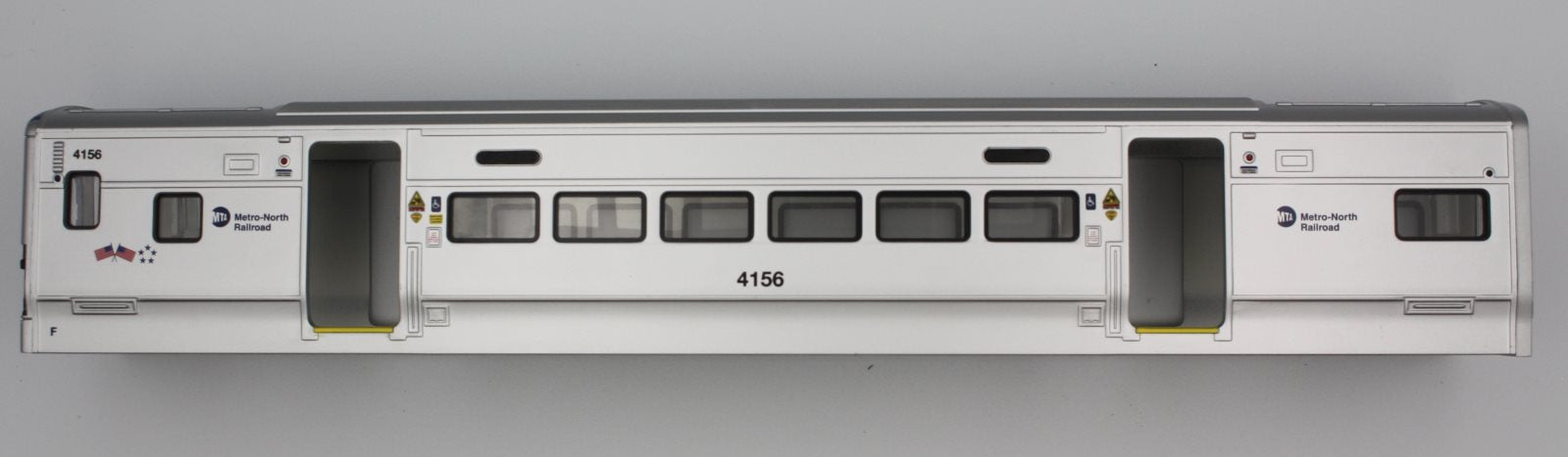 Lionel 82191-2 #4156 M-7 Metro / North End Car Shell