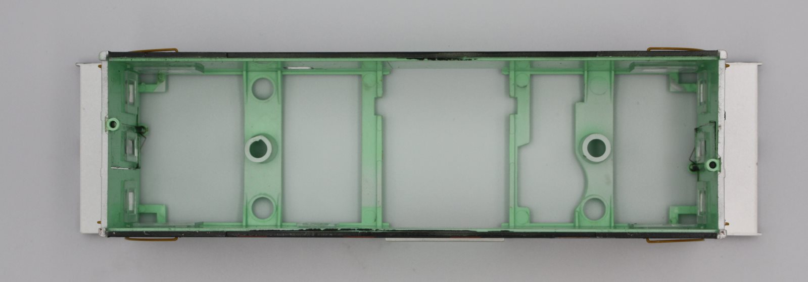 Lionel 27637-007 E-V BNSF Caboose Car Body #31