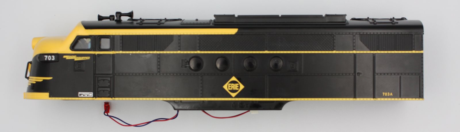 Lionel 82297-2 FT-A LionChief PLUS Erie Diesel Locomotive Body Shell #703A