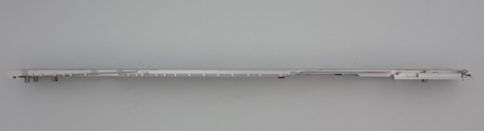 Lionel 82205-57 O Gauge Diecast Silver ES44AC Non-Powered Diesel Loco Frame