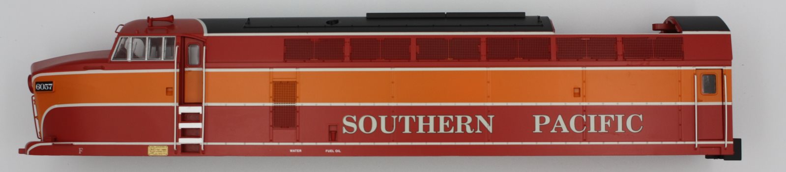Lionel 38575-2 RF-16 Southern Pacific Sharknose Shell #6057