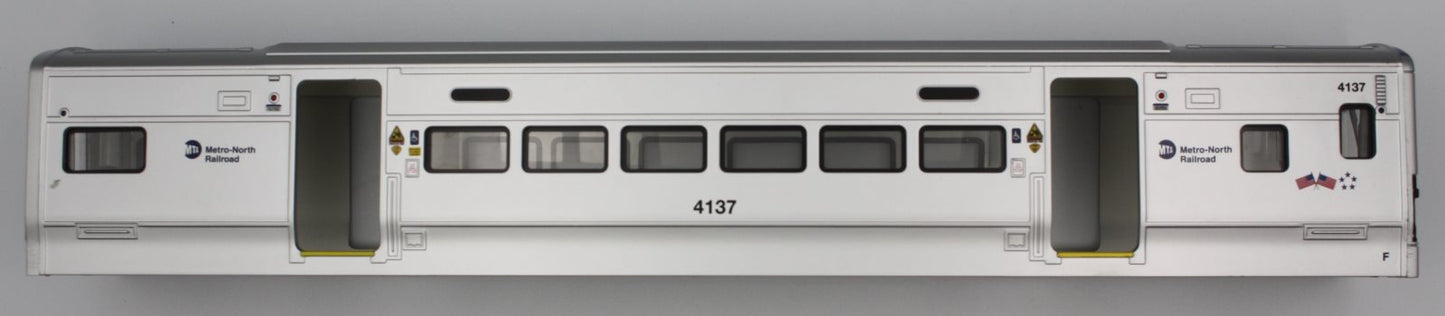 Lionel 82189-2 M-7 Metro North Powered Shell #4137