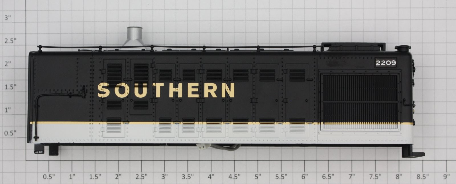 Lionel 38484-007 Alco S-2 Southern RR Shell without Cab #2209