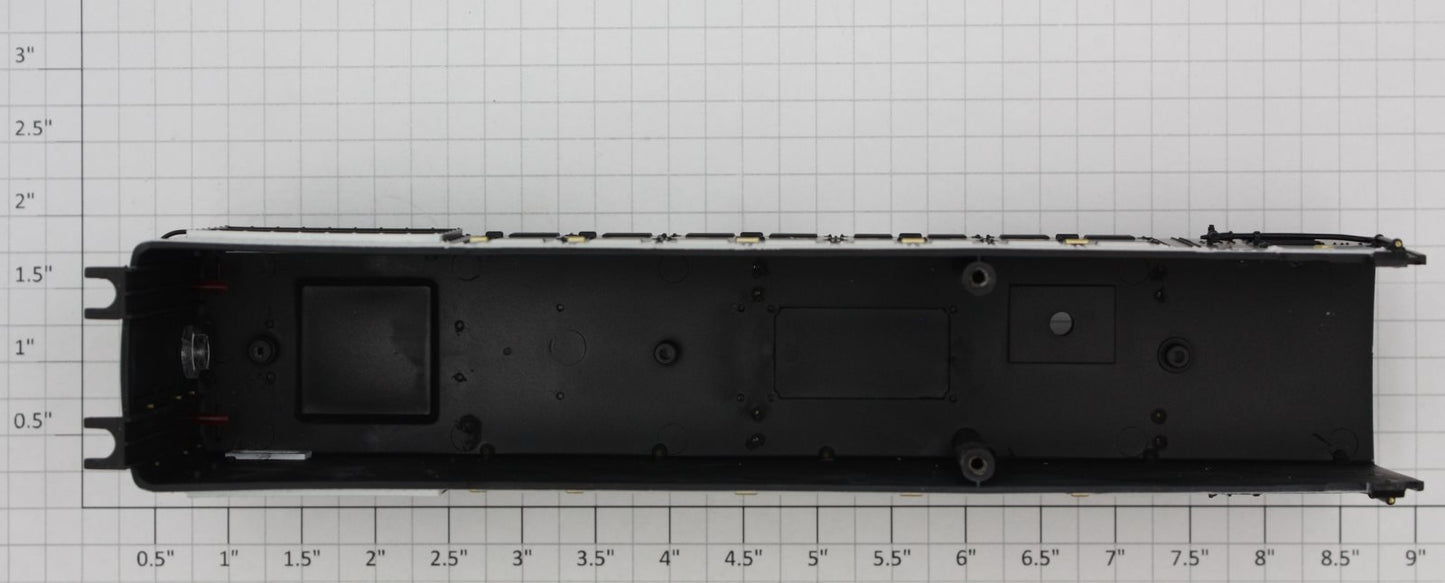 Lionel 38486-007 Alco S-2 Southern RR Shell without Cab #2215