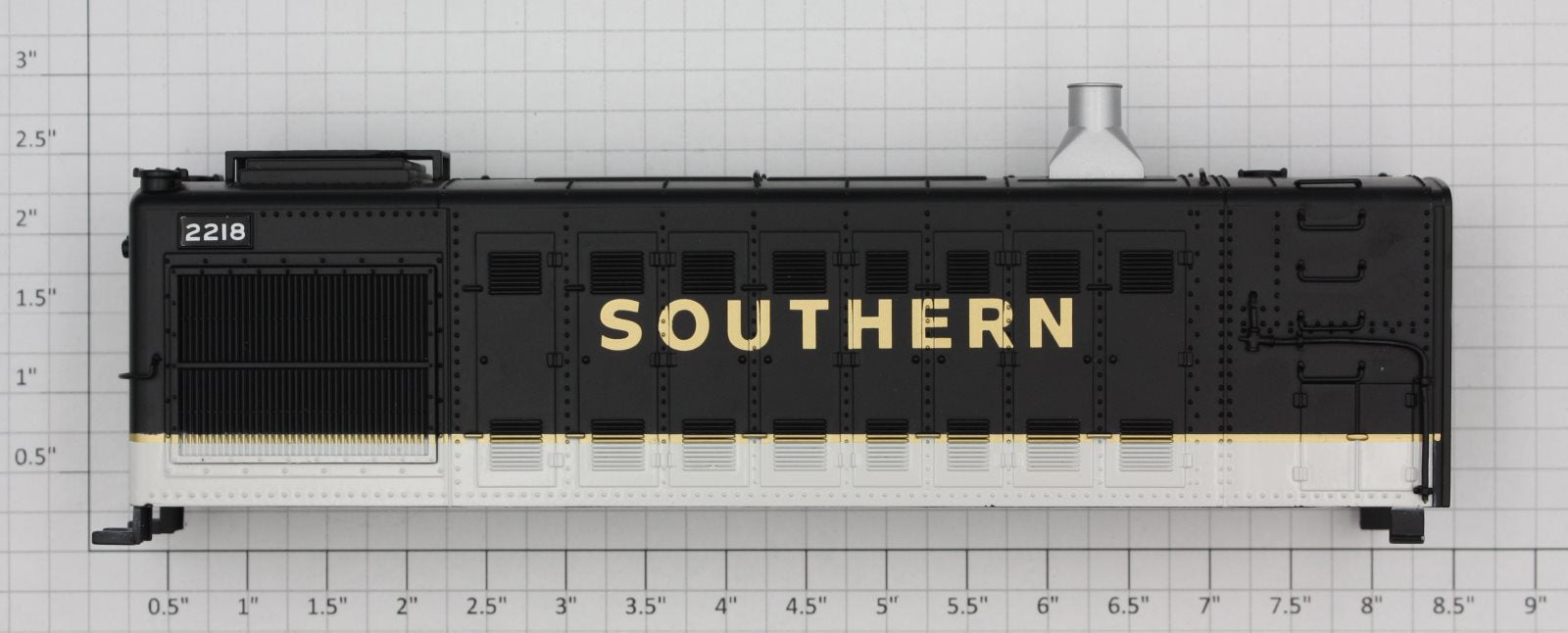 Lionel 38487-007 Alco S-2 Southern RR Shell without Cab #2218