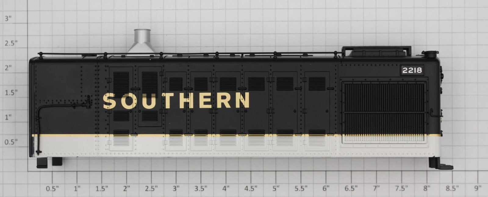 Lionel 38487-007 Alco S-2 Southern RR Shell without Cab #2218