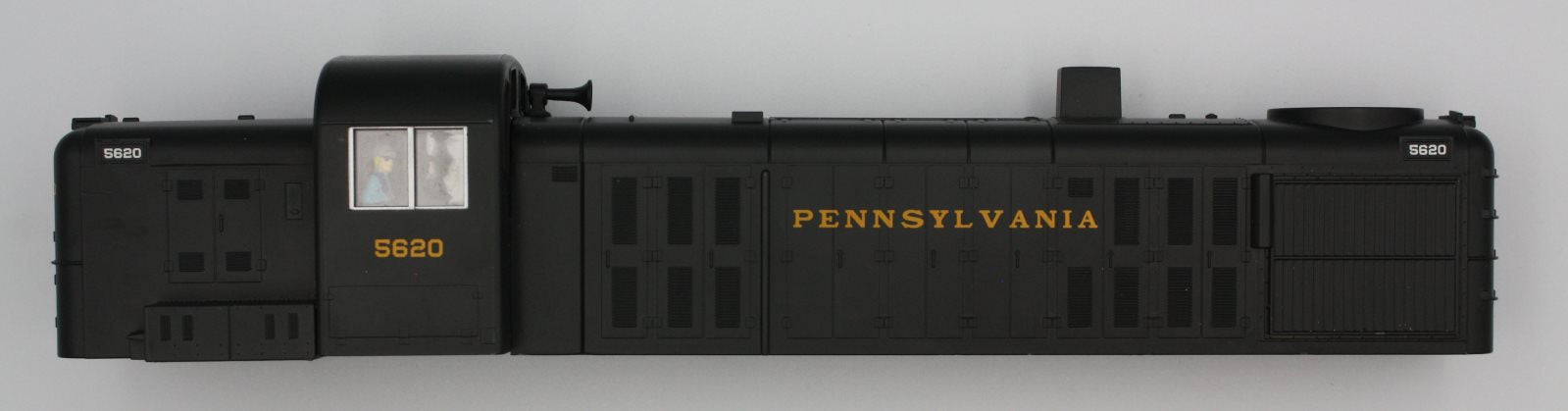 Lionel 38816-002 RS-3 LionChief Plus Pennsylvania Diesel Body Shell #5620