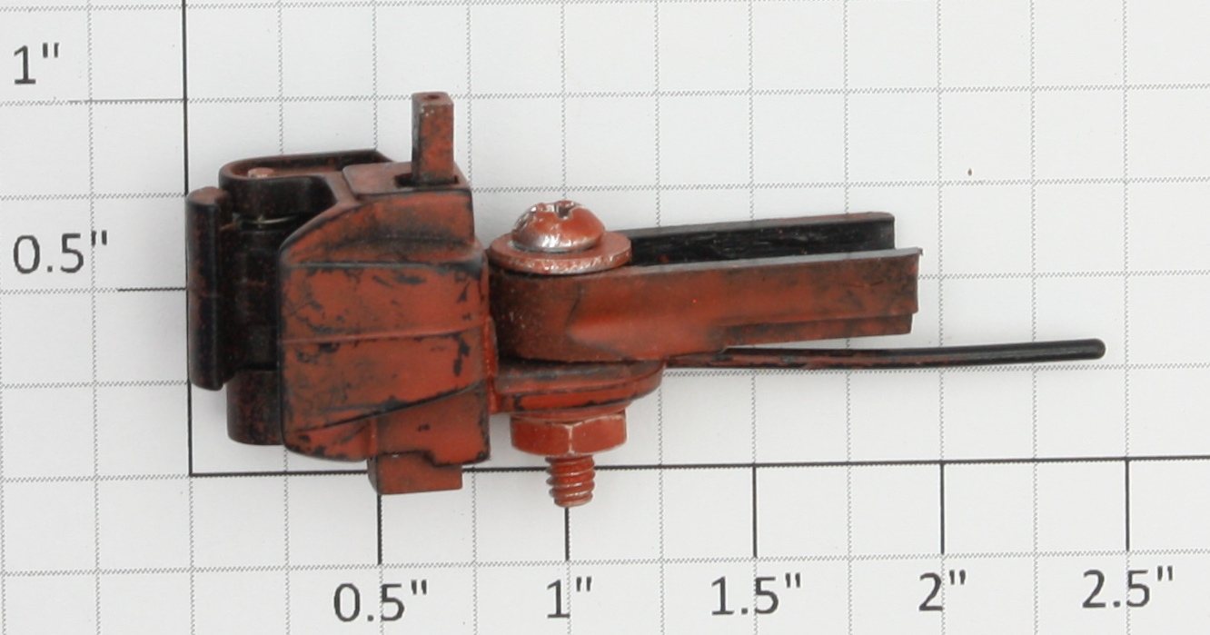 Bachmann 29198 G Scale Operating Knuckle Coupler w/ Centering Spring & Bracket