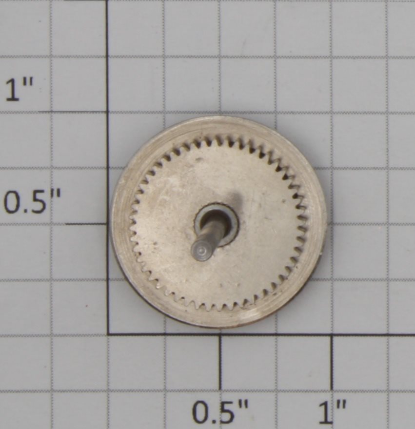 Marklin 212460 Red 18-Spoke Geared Drive Wheel/Axle with Tire (Treibachsenteil)