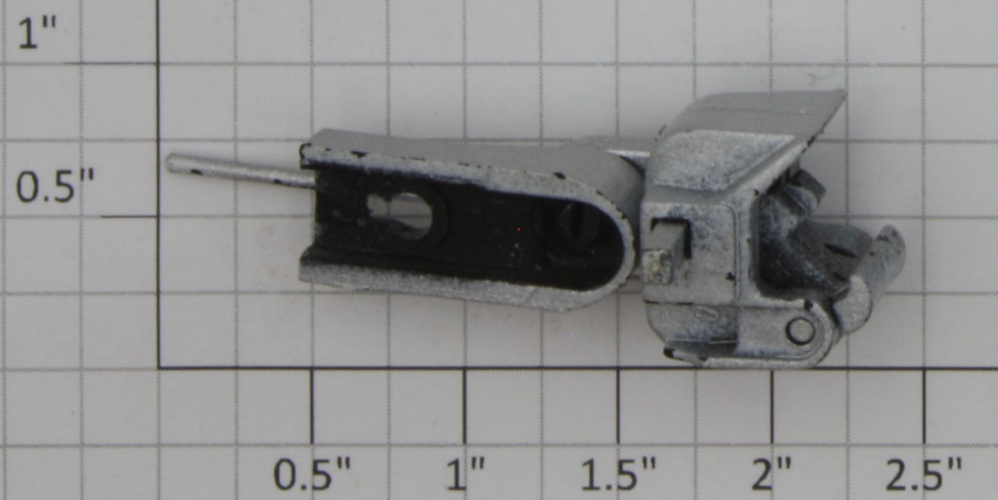 Bachmann 92419 G Scale Silver Painted Operating Knuckle Coupler with Armature