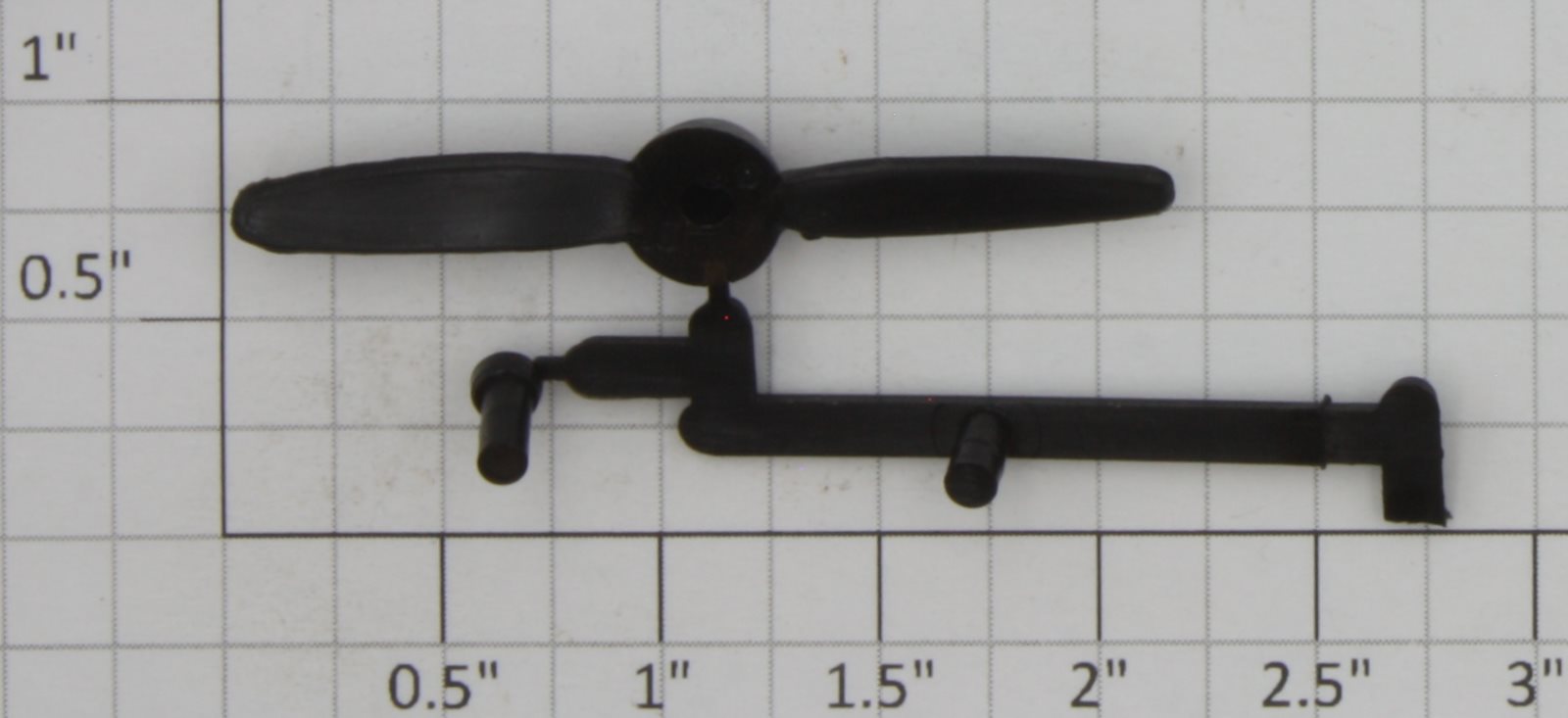 Lionel 6800-12 Black Airplane Propeller and Mounting Pin on Sprue