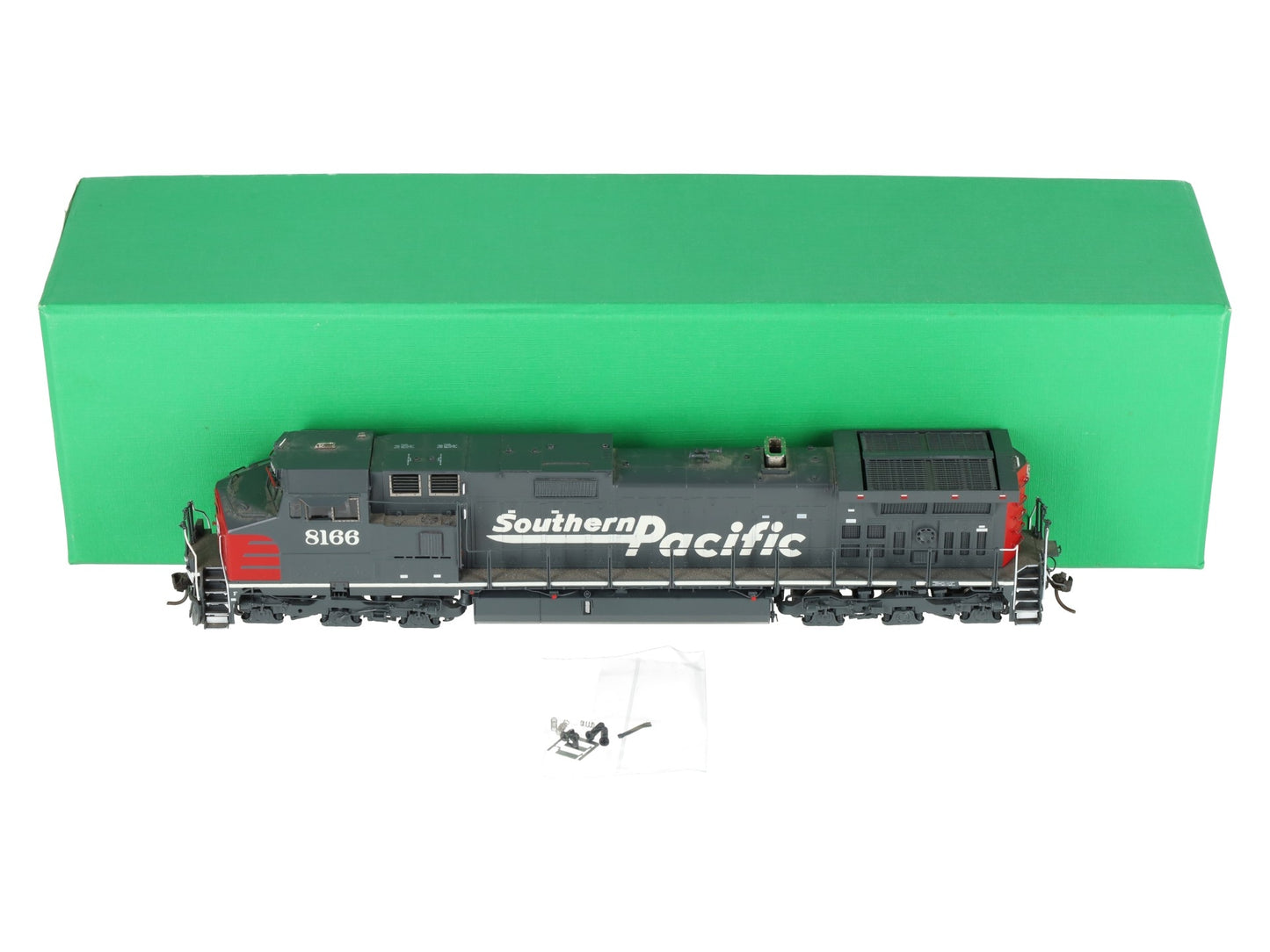Overland OMI-6536.1 HO Southern Pacific C44-9W Diesel Locomotive #8166 EX