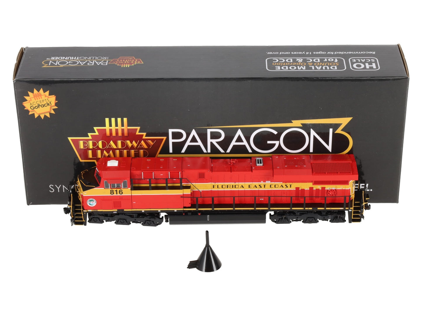 Broadway Limited 5867 HO Florida East Coast GE ES44C4 Diesel Locomotive #816