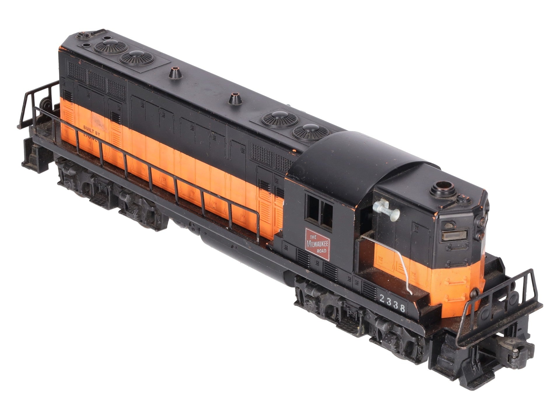 Lionel 2338 Vintage O Milwaukee Road Powered GP-7 Diesel Locomotive VG