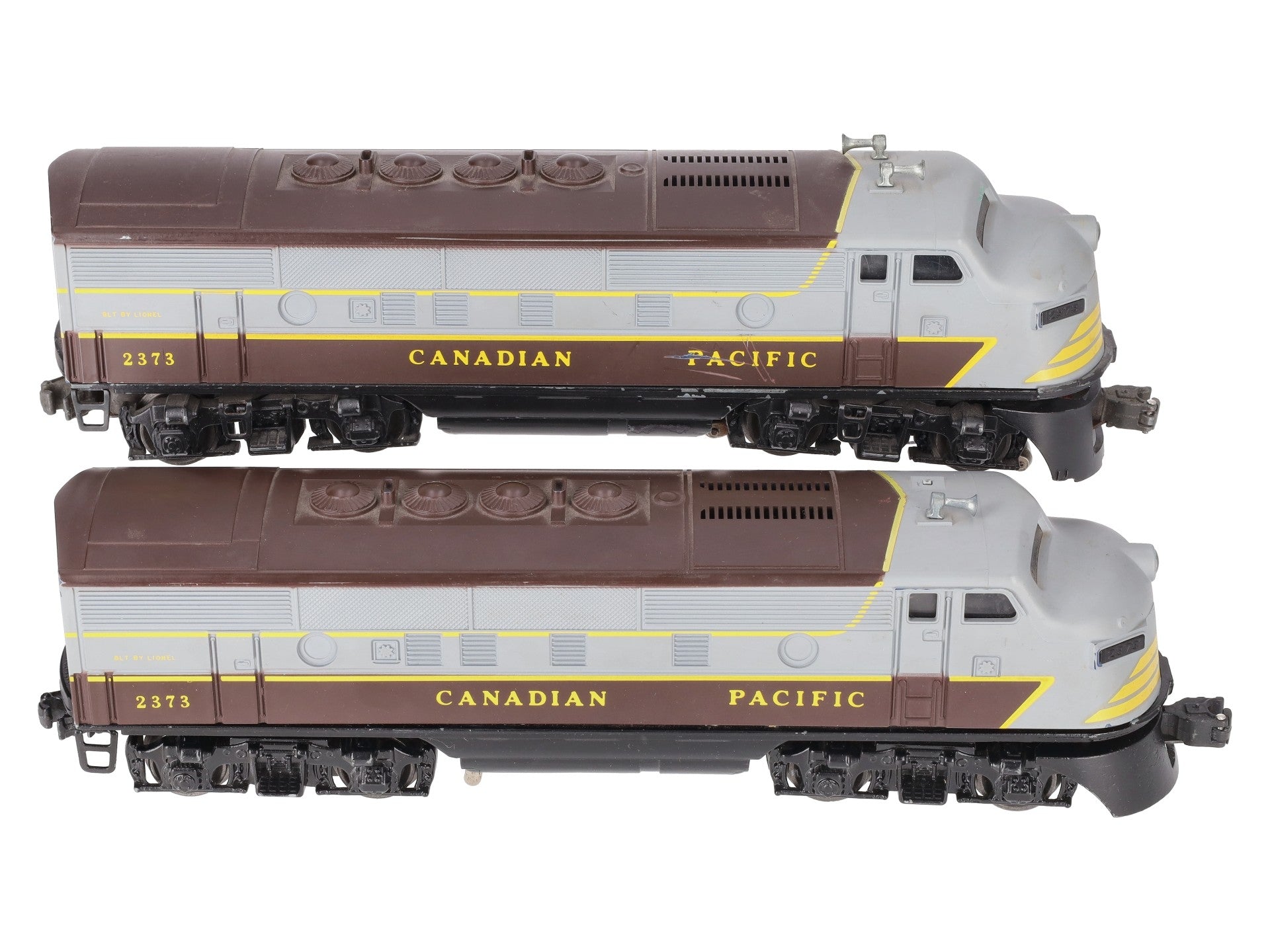 Lionel 2373 Vintage O Canadian Pacific F3 AA Diesel Locomotives w/Modern Shells VG