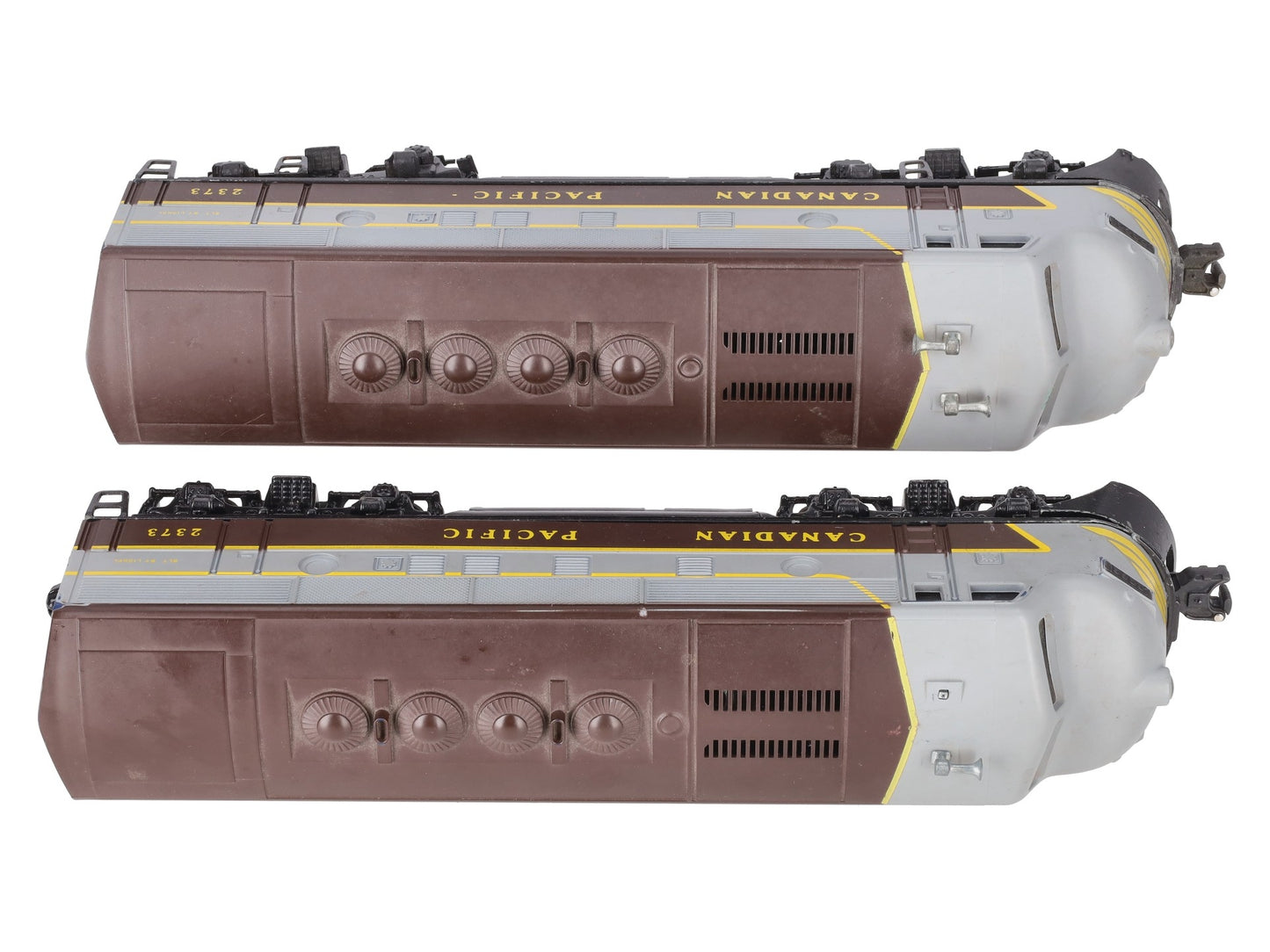 Lionel 2373 Vintage O Canadian Pacific F3 AA Diesel Locomotives w/Modern Shells VG