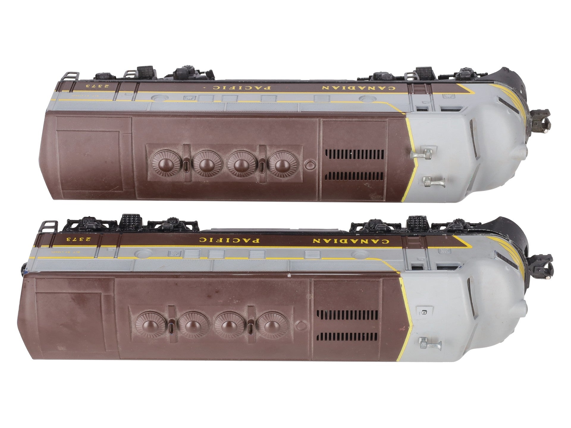 Lionel 2373 Vintage O Canadian Pacific F3 AA Diesel Locomotives w/Modern Shells VG