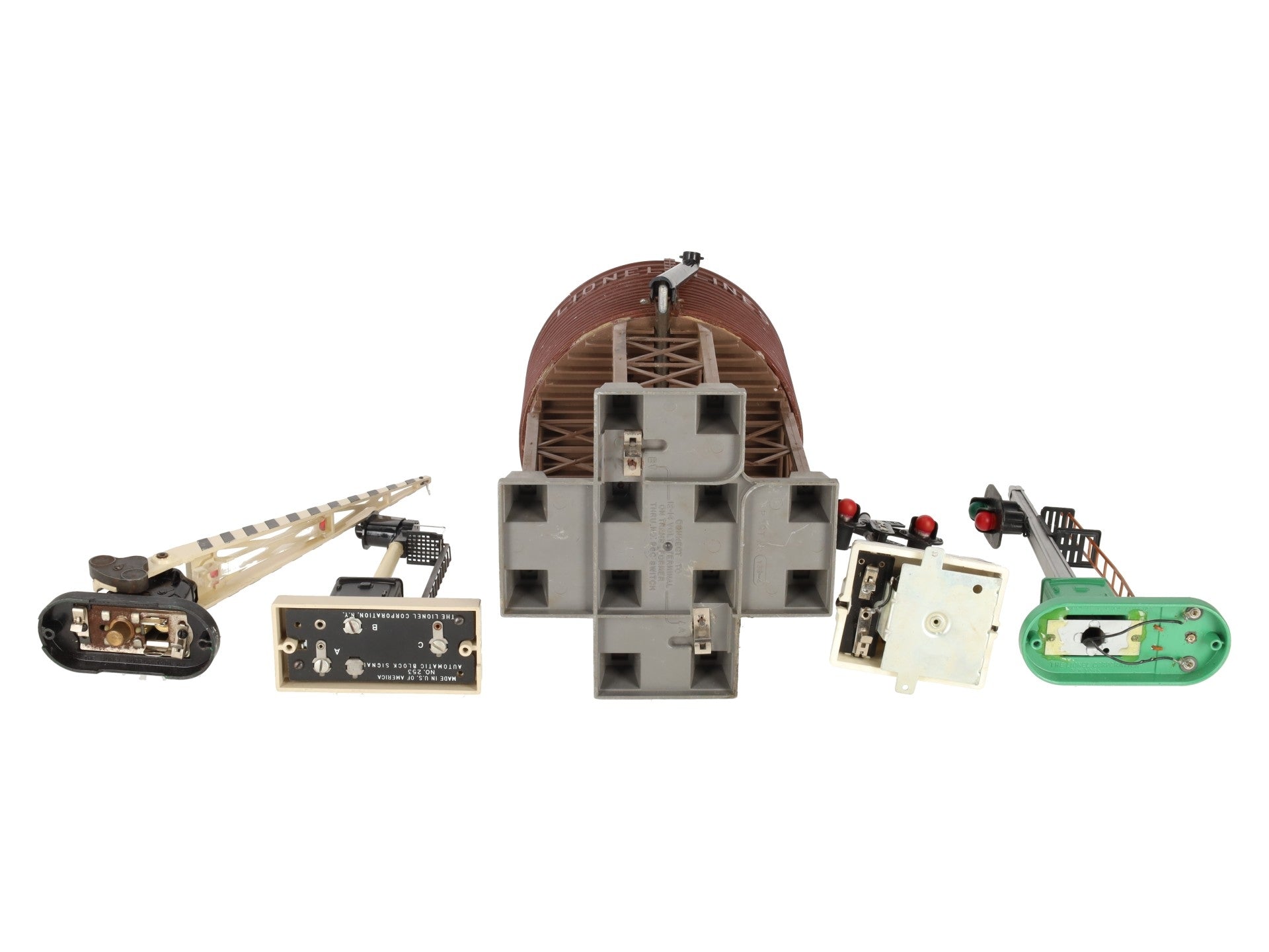 Lionel Vintage O Postwar Accessories: 155, 252, 153, 253, 138 [5] VG