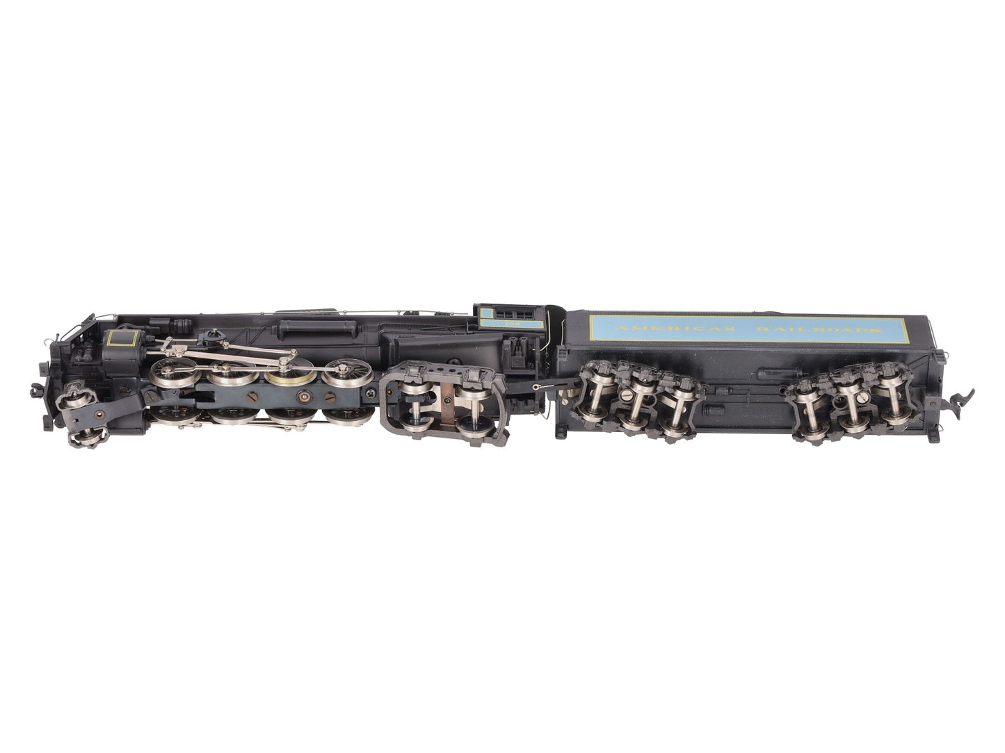 AHM 5089-09 HO Great Northern 2-8-2 Heavy Mikado Steam Locomotive & Tender EX/Box