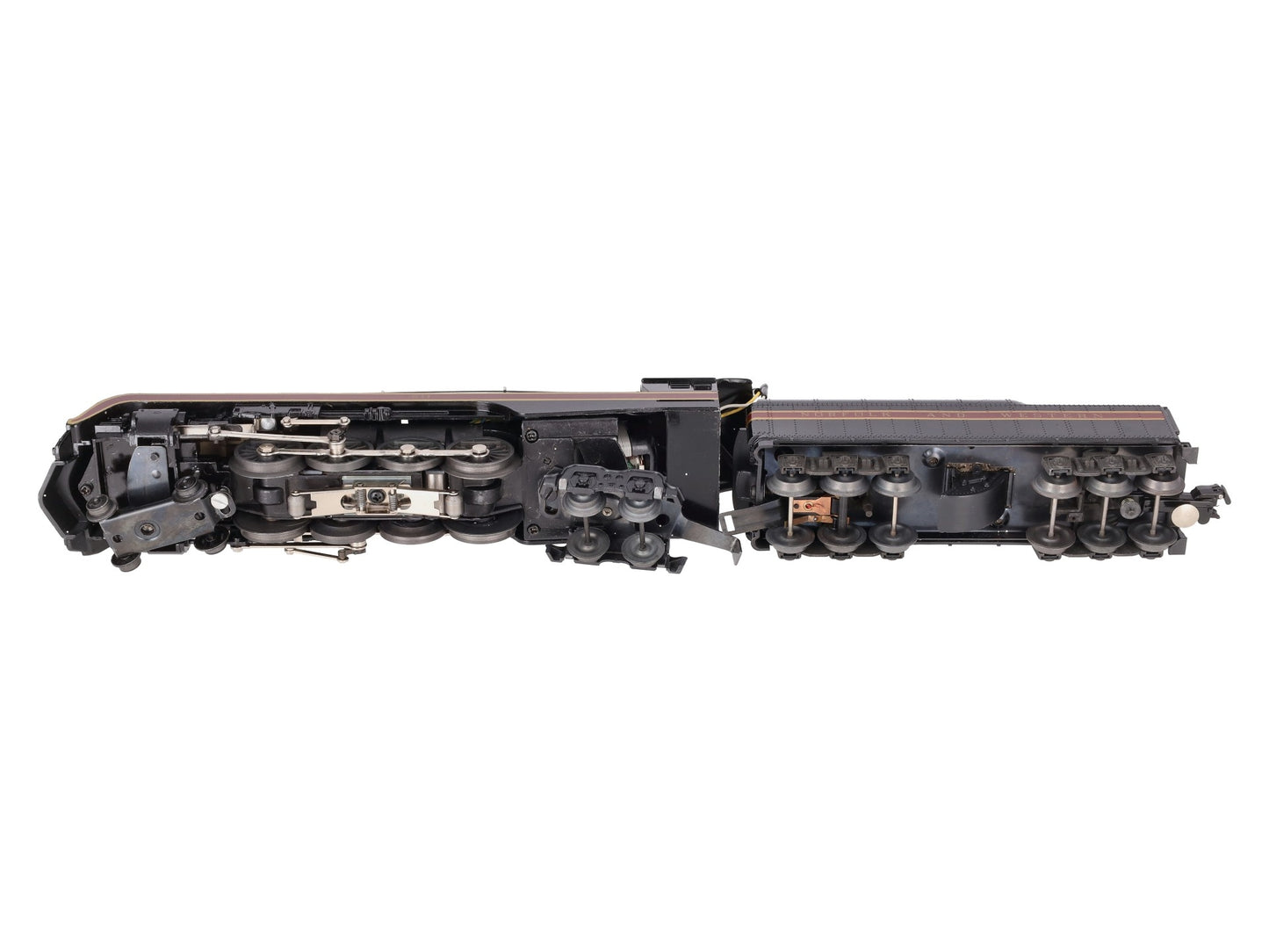 Lionel 6-8100 O Gauge Norfolk & Western 4-8-4 Steam Locomotive & Tender #611 VG/Box