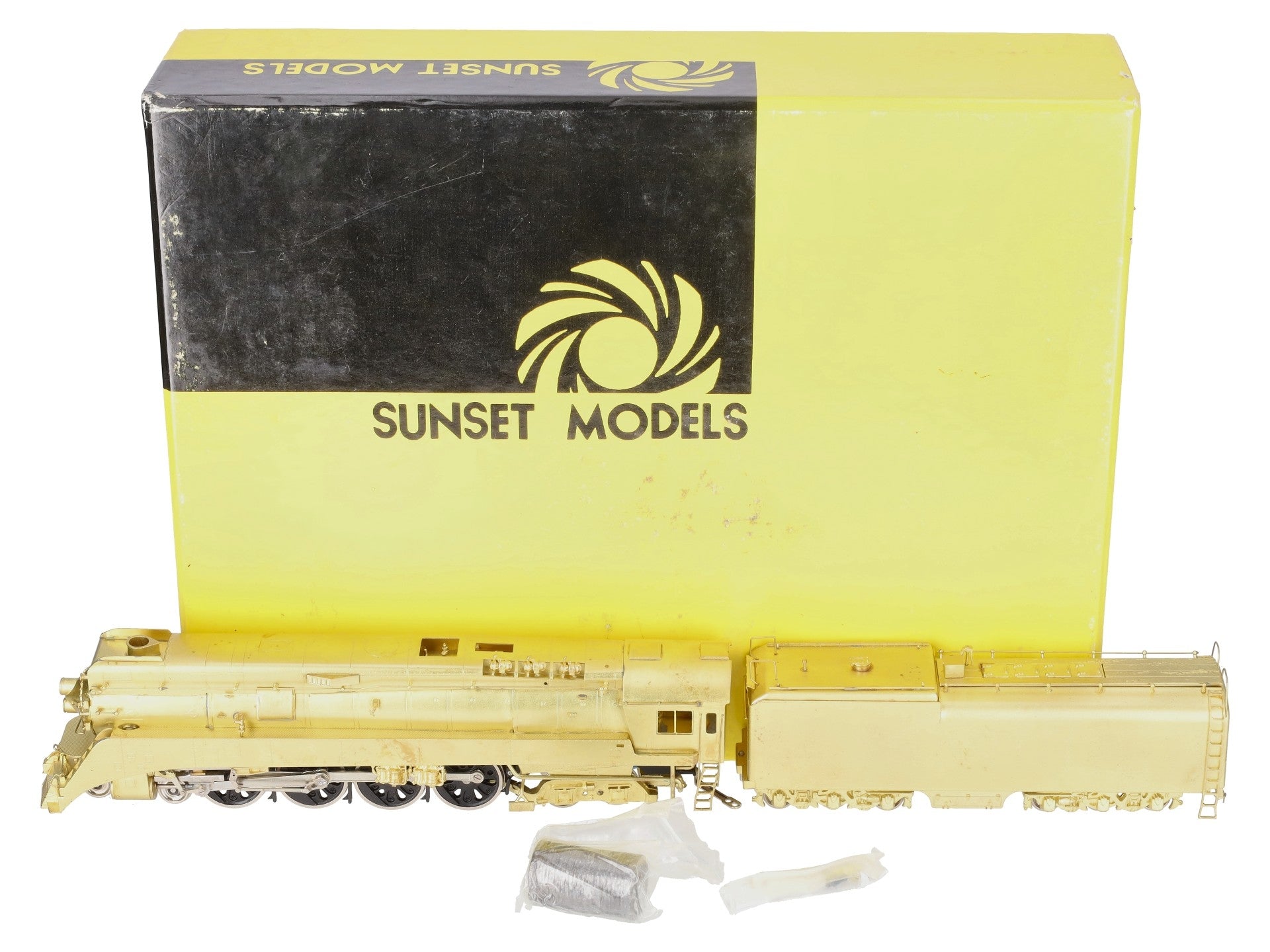 Sunset Models HO Southern Pacific GS-4 4-8-4 Steam Locomotive w/Tender EX/Box