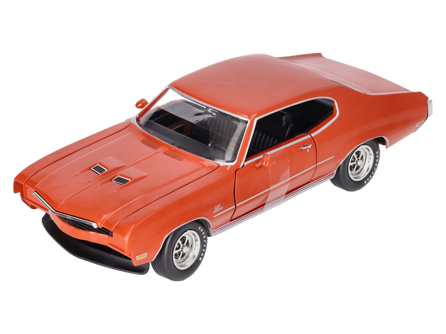 American Muscle 1327 1:18 1972 Buick GS Hardtop MCACN Diecast Model EX/Box