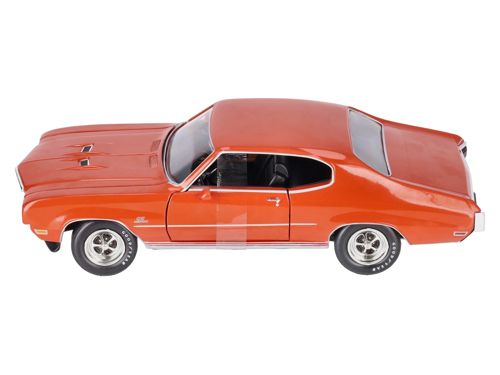 American Muscle 1327 1:18 1972 Buick GS Hardtop MCACN Diecast Model EX/Box