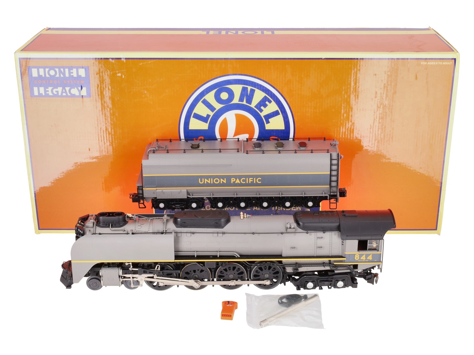 Lionel 6-11116 O UP 4-8-4 FEF3 Northern Greyhound Steam Locomotive & Tender #844 EX/Box
