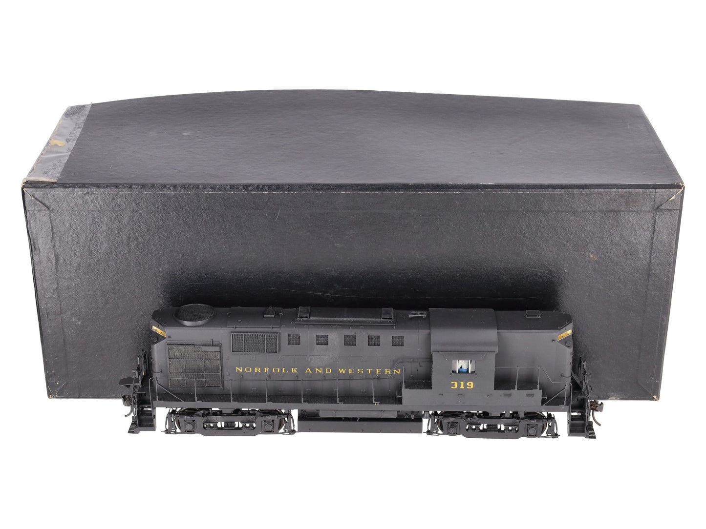 Car & Loco Shops O 2-Rail Custom BRASS N&W RS-11 High Hood Diesel Engine #319/Box