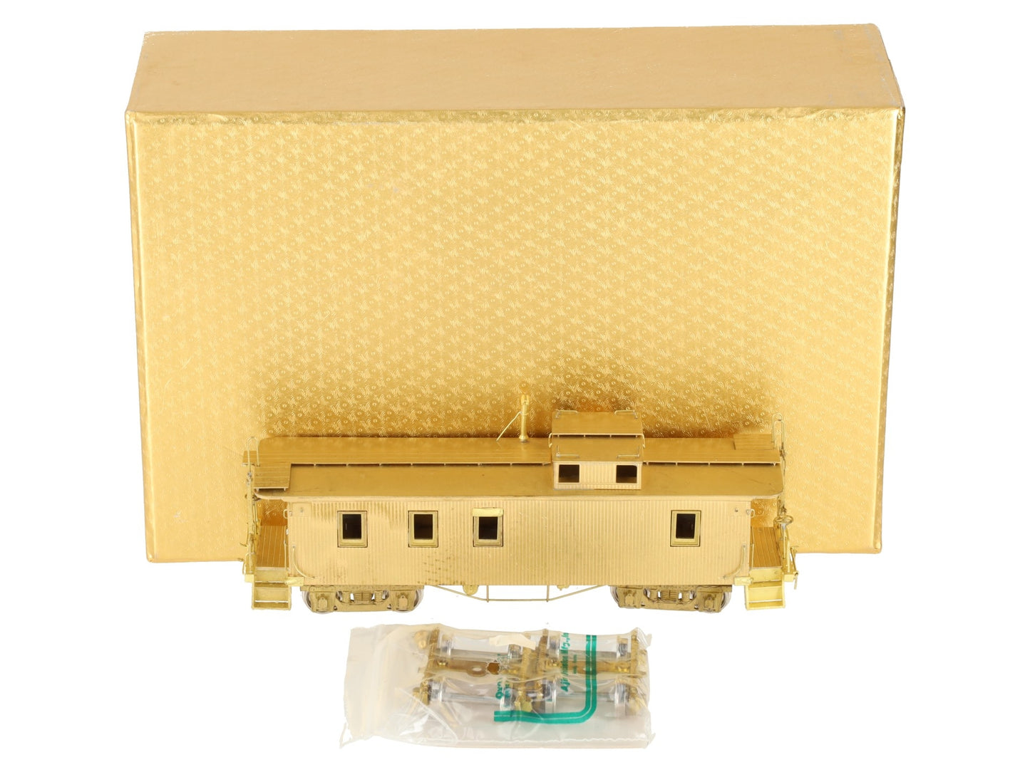 New England Rail HO Scale Brass Boston & Maine Wood Caboose #104000 Series EX/Box
