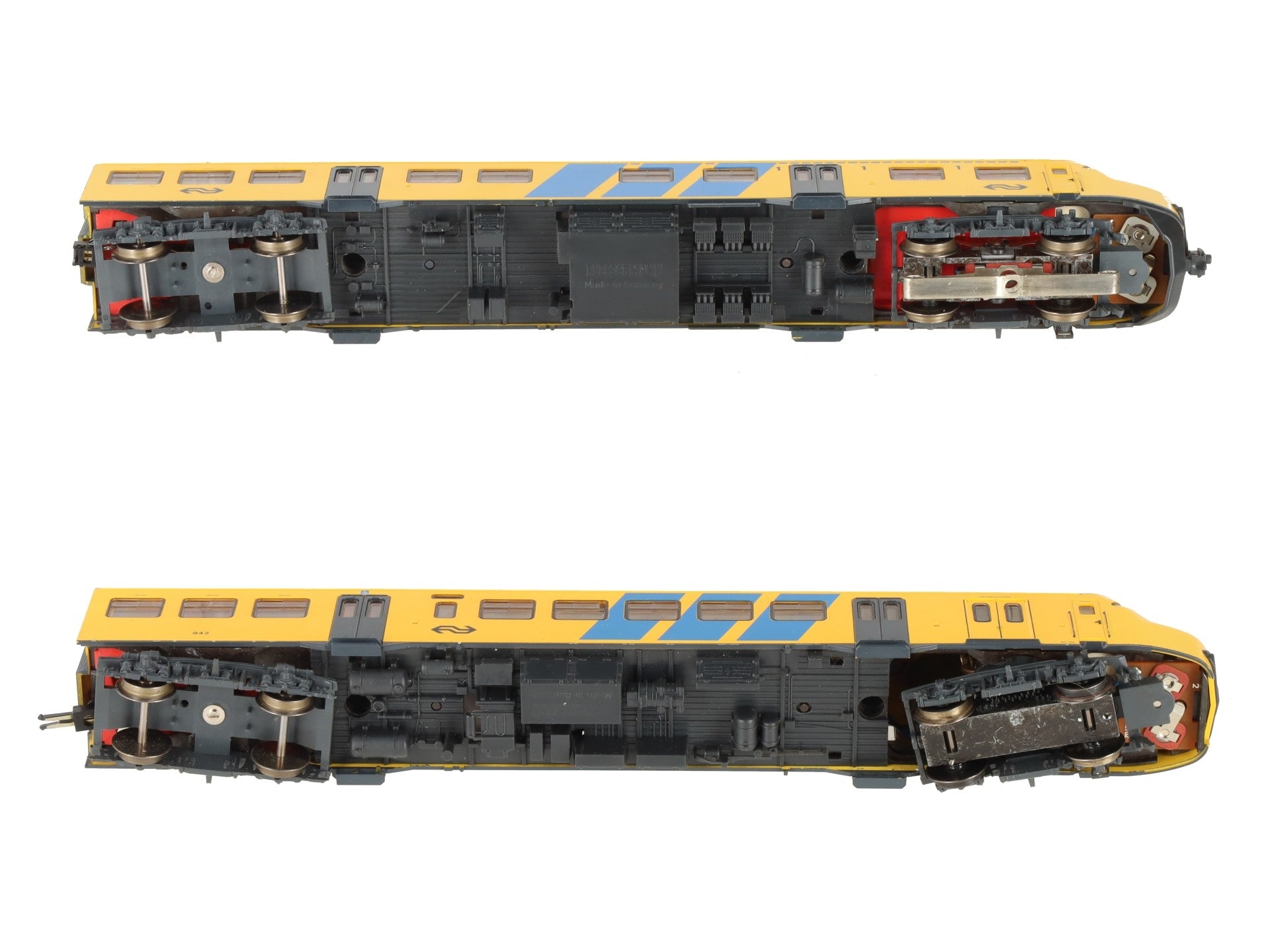 Fleischmann 1472 HO Dutch Railways NS MAT 64' Electric Passenger Locomotive #942 VG/Box