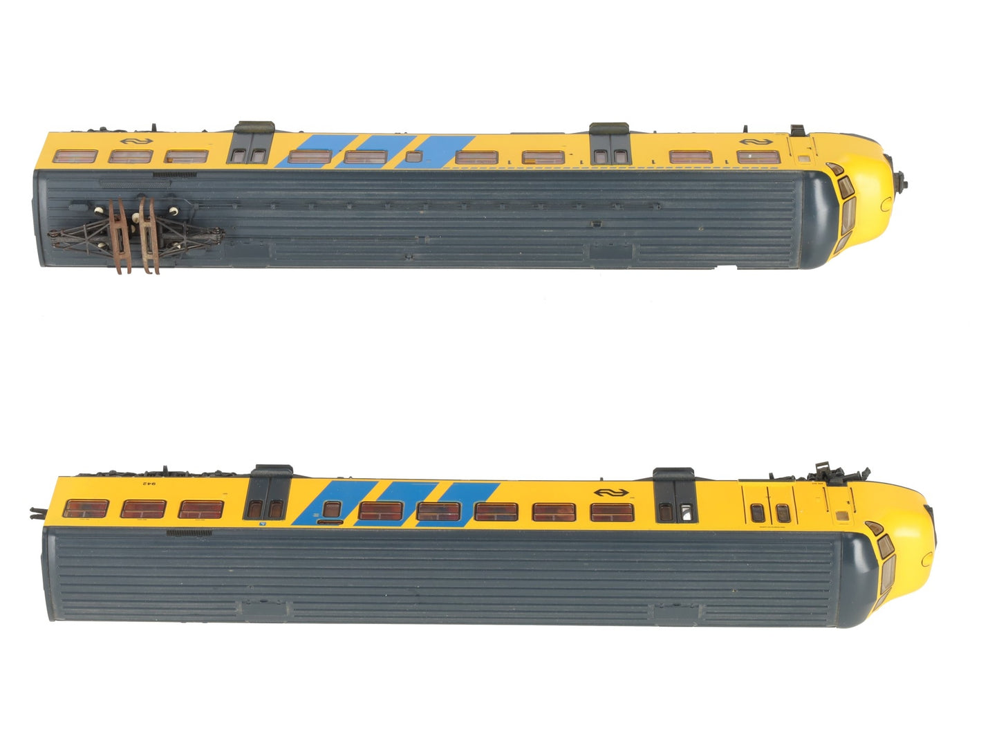 Fleischmann 1472 HO Dutch Railways NS MAT 64' Electric Passenger Locomotive #942 VG/Box