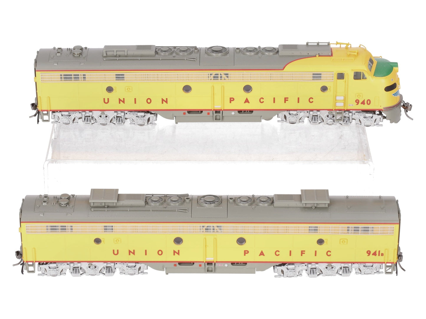 Rapido Trains 28041 HO UP EMD E8A/B Diesel Locomotive Standard DC #940/941B EX/Box