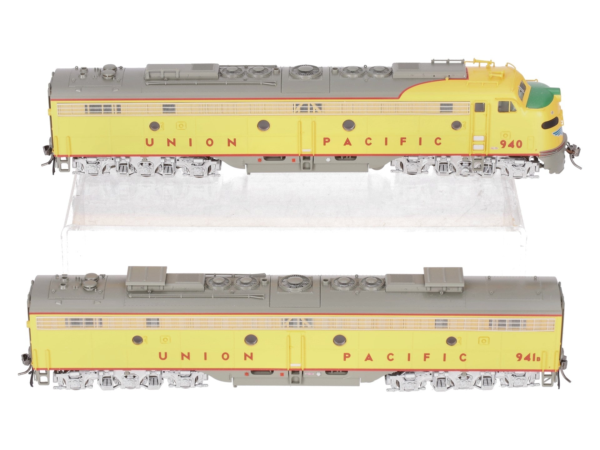 Rapido Trains 28041 HO UP EMD E8A/B Diesel Locomotive Standard DC #940/941B EX/Box